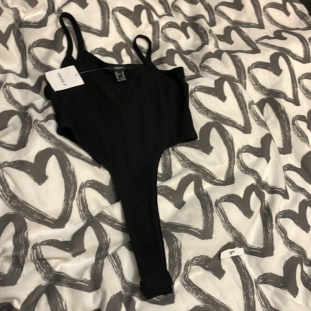 Hi thong style tank bodysuit